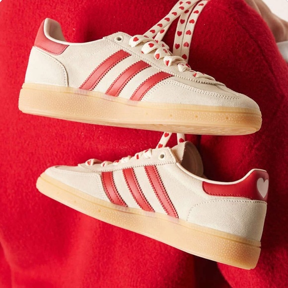 adidas gazelle silver green womens adidas Toddler Stan Smith Valentine`s Day